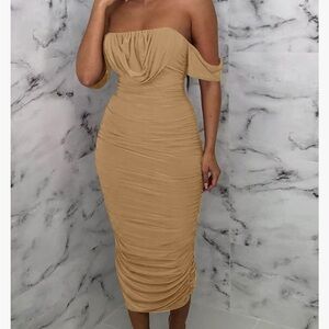 Ruched dress | wedding guest dress | date night dress | Pretty Garden Dress